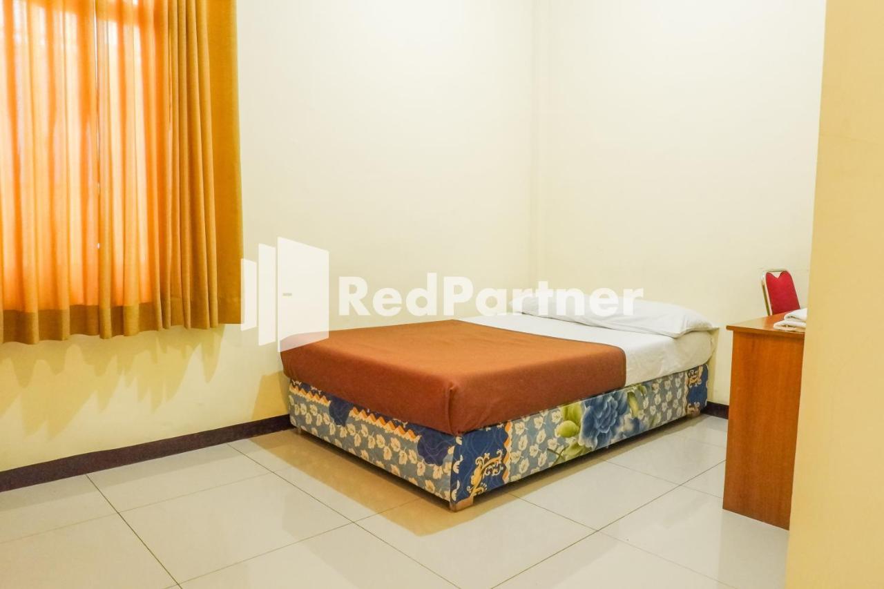 Grand Kembar Redpartner Hotel 2*
