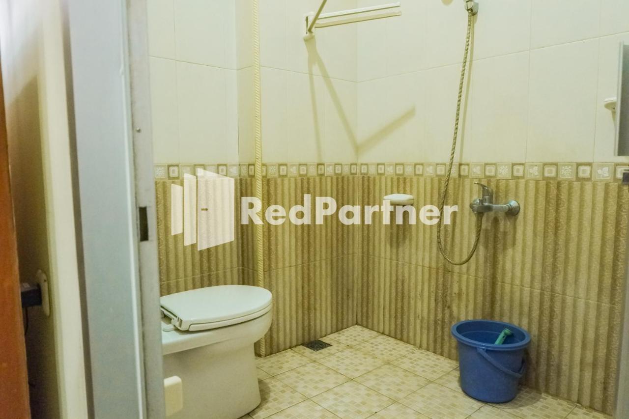 Hotel Grand Kembar Redpartner 2*